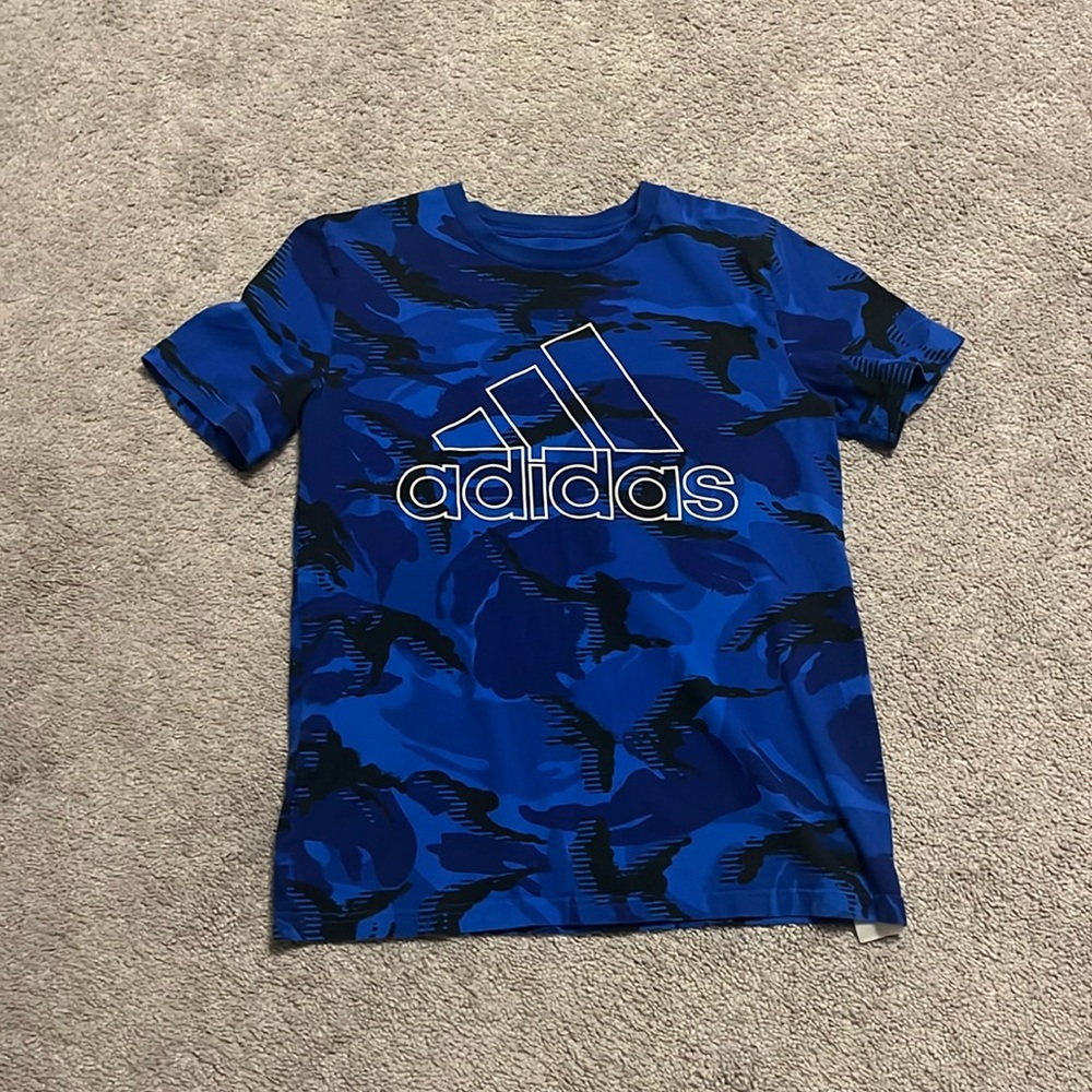 Adidas T-Shirt, size 10-12 boys. Smoke and Pet Free Home.